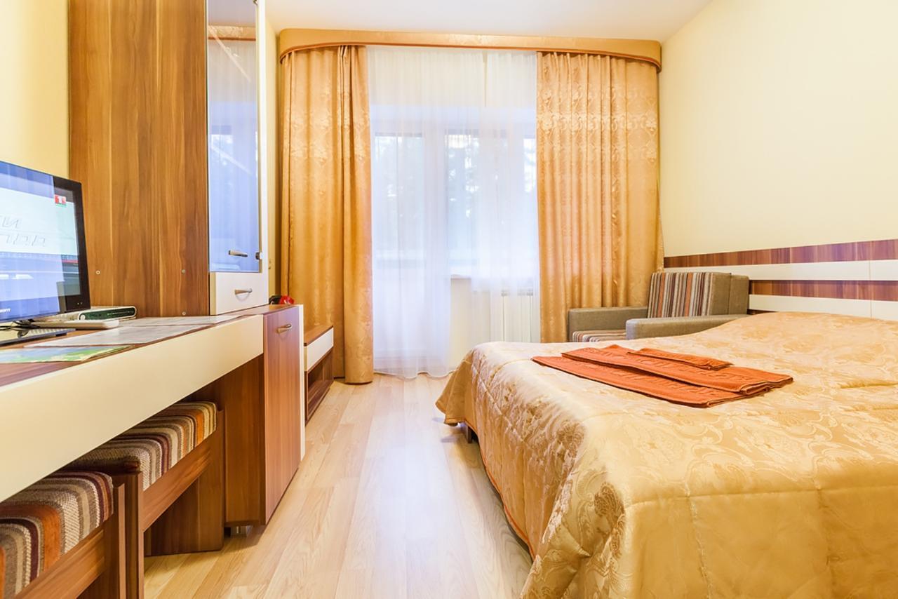 Hotel Sanatoriy Sputnik Narocz Zewnętrze zdjęcie